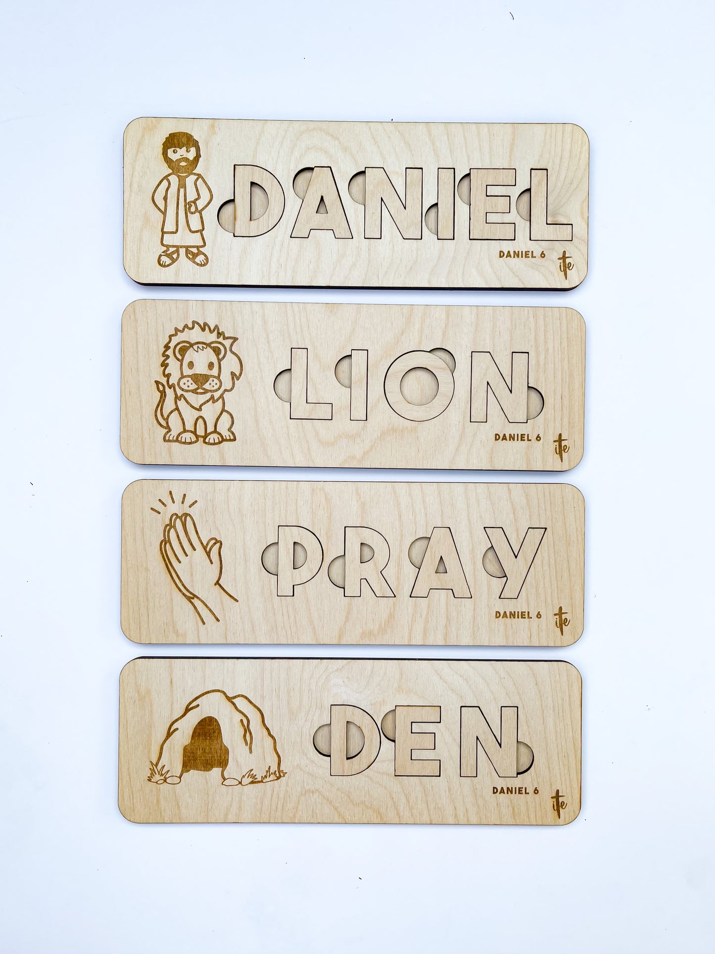 Daniel in the Lions' Den Spelling Puzzle Set